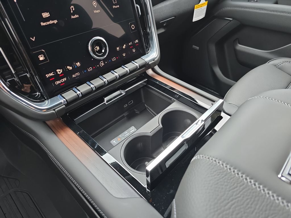 New 2026 GMC Yukon XL Denali w/ LPO, Floor Liner Package AWD/4WD image 24