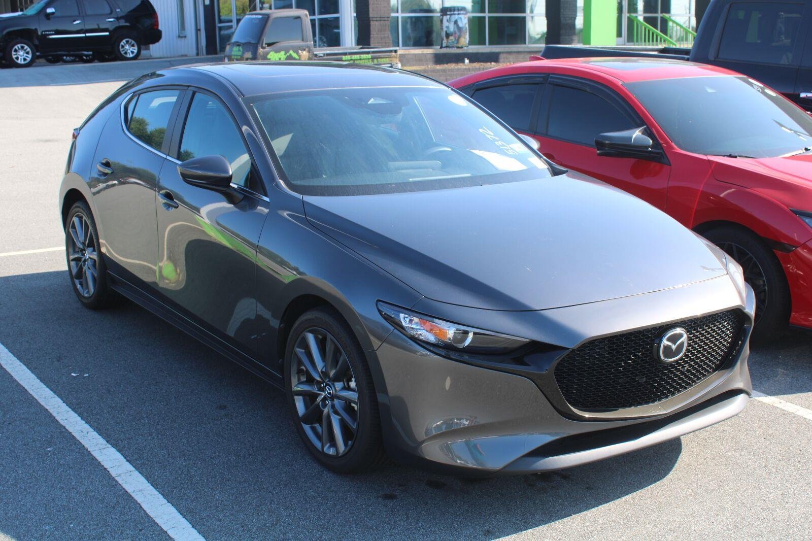 Used 2024 MAZDA MAZDA3 s FWD image 3