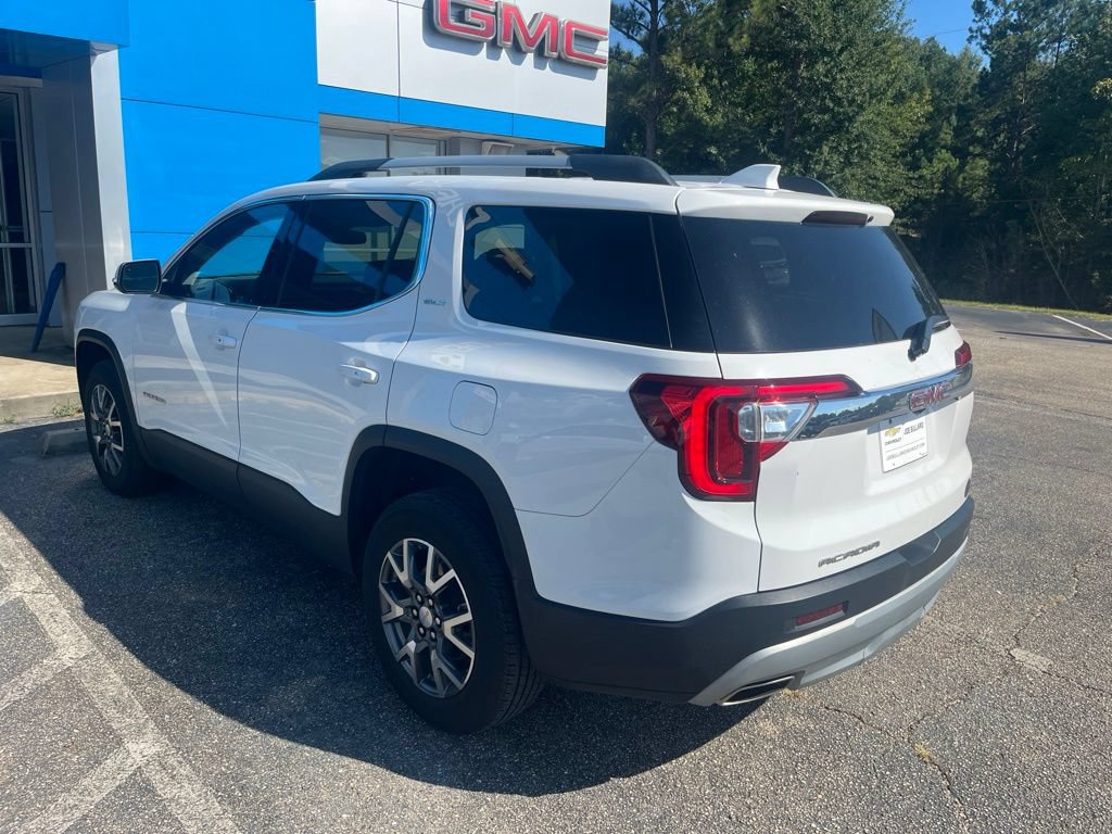 Used 2023 GMC Acadia SLT FWD image 2