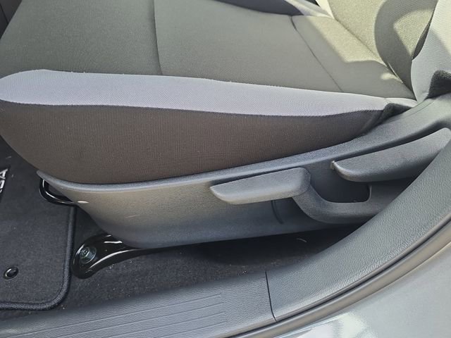 New 2025 Nissan Versa S w/ Trunk Package FWD image 20