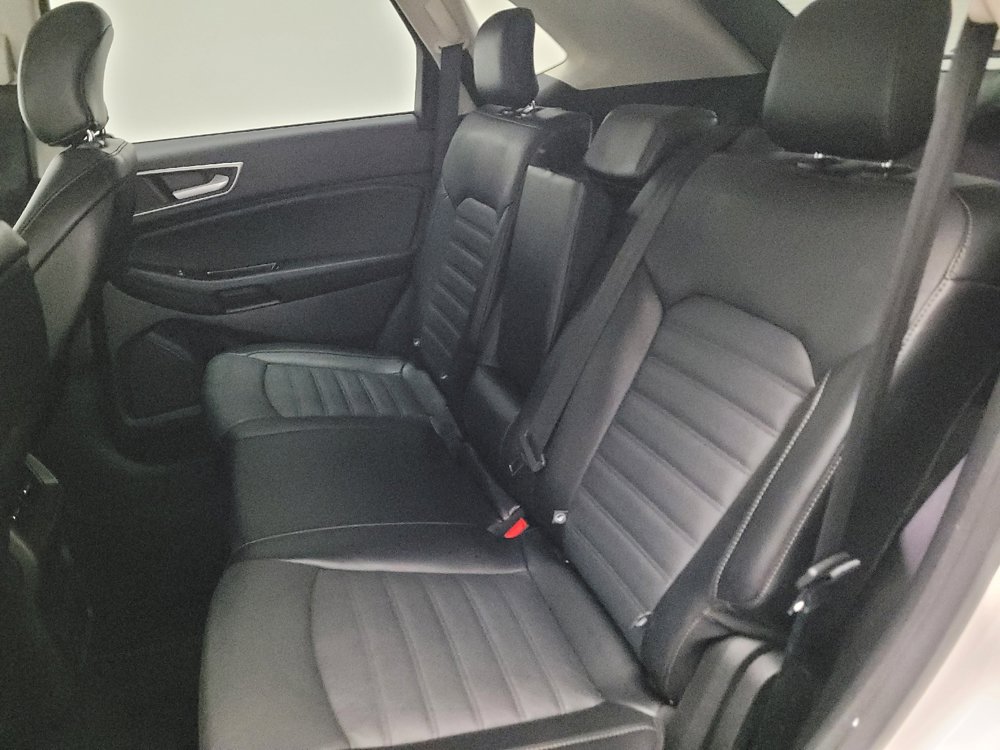 Used 2018 Ford Edge SEL w/ Equipment Group 201A FWD image 18