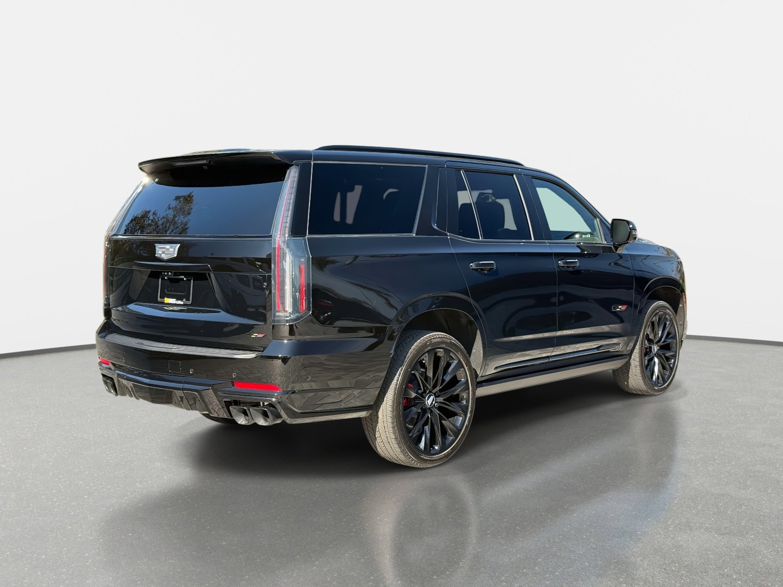 Used 2026 Cadillac Escalade V w/ LPO, ONYX Package image 3