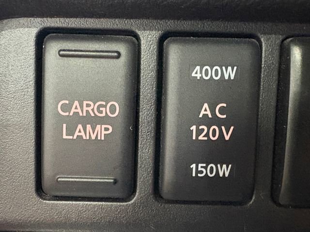 Used 2021 Nissan Titan PRO-4X w/ Pro-4x Convenience Package image 19