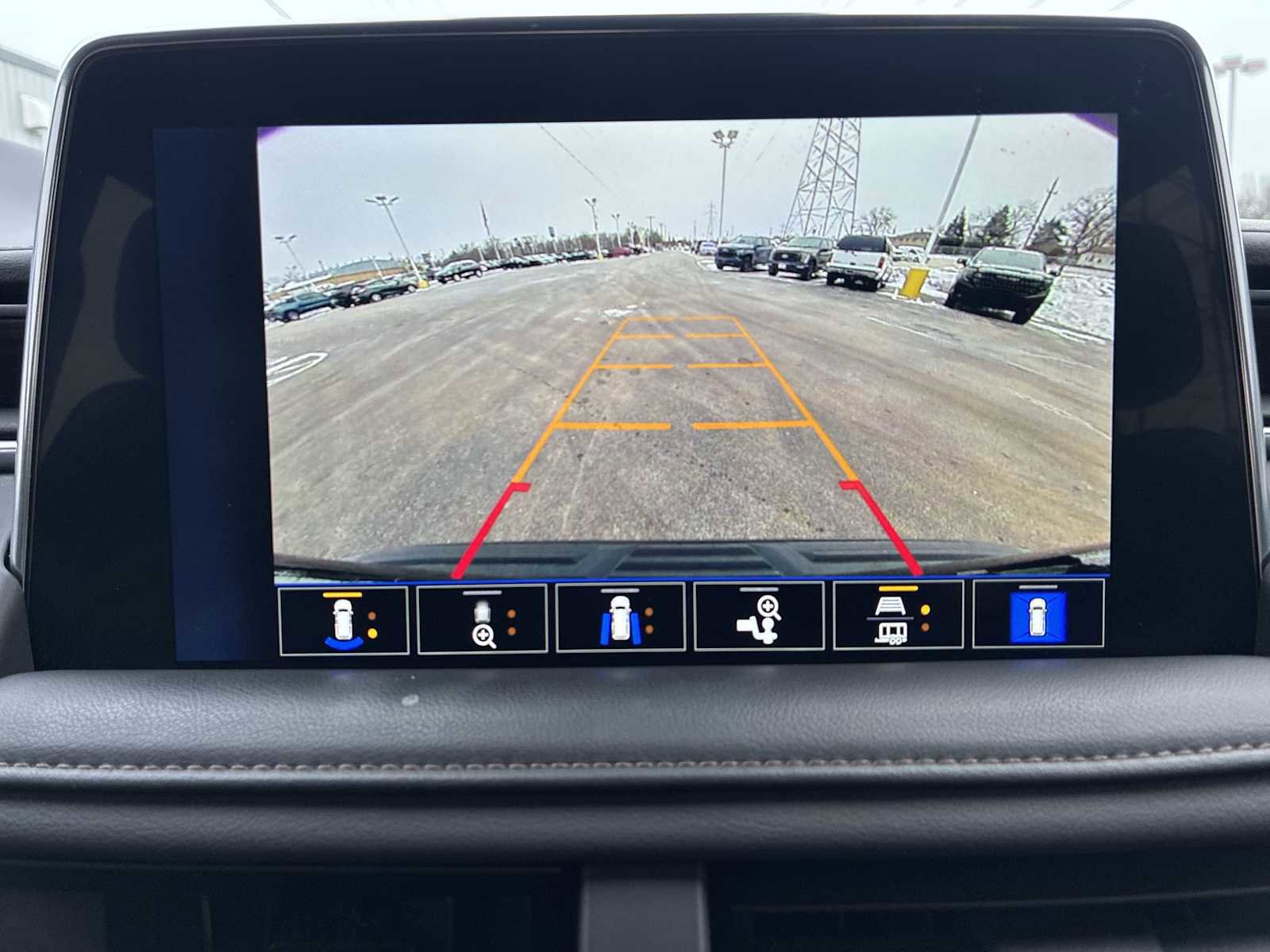 Used 2023 Chevrolet Tahoe High Country image 15