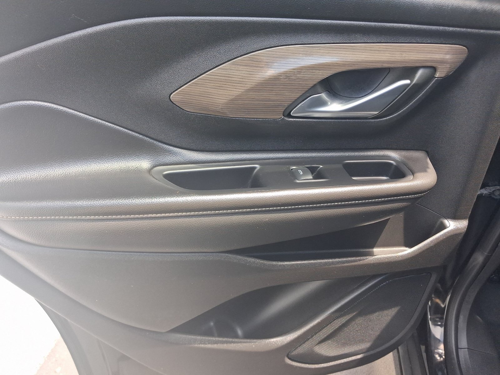 Used 2023 GMC Terrain Denali w/ LPO, Floor Liner Package AWD/4WD image 19