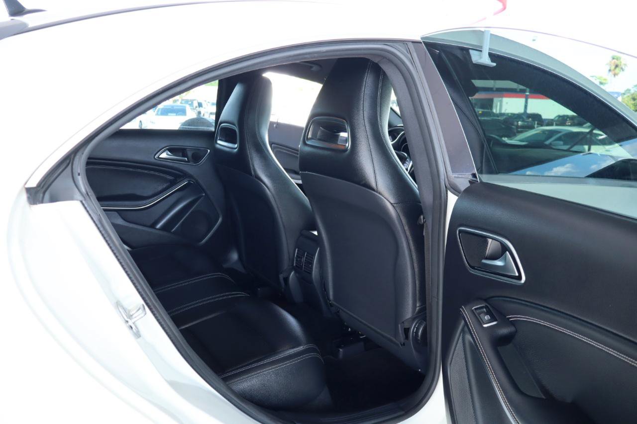 Used 2016 Mercedes-Benz CLA 250 image 34