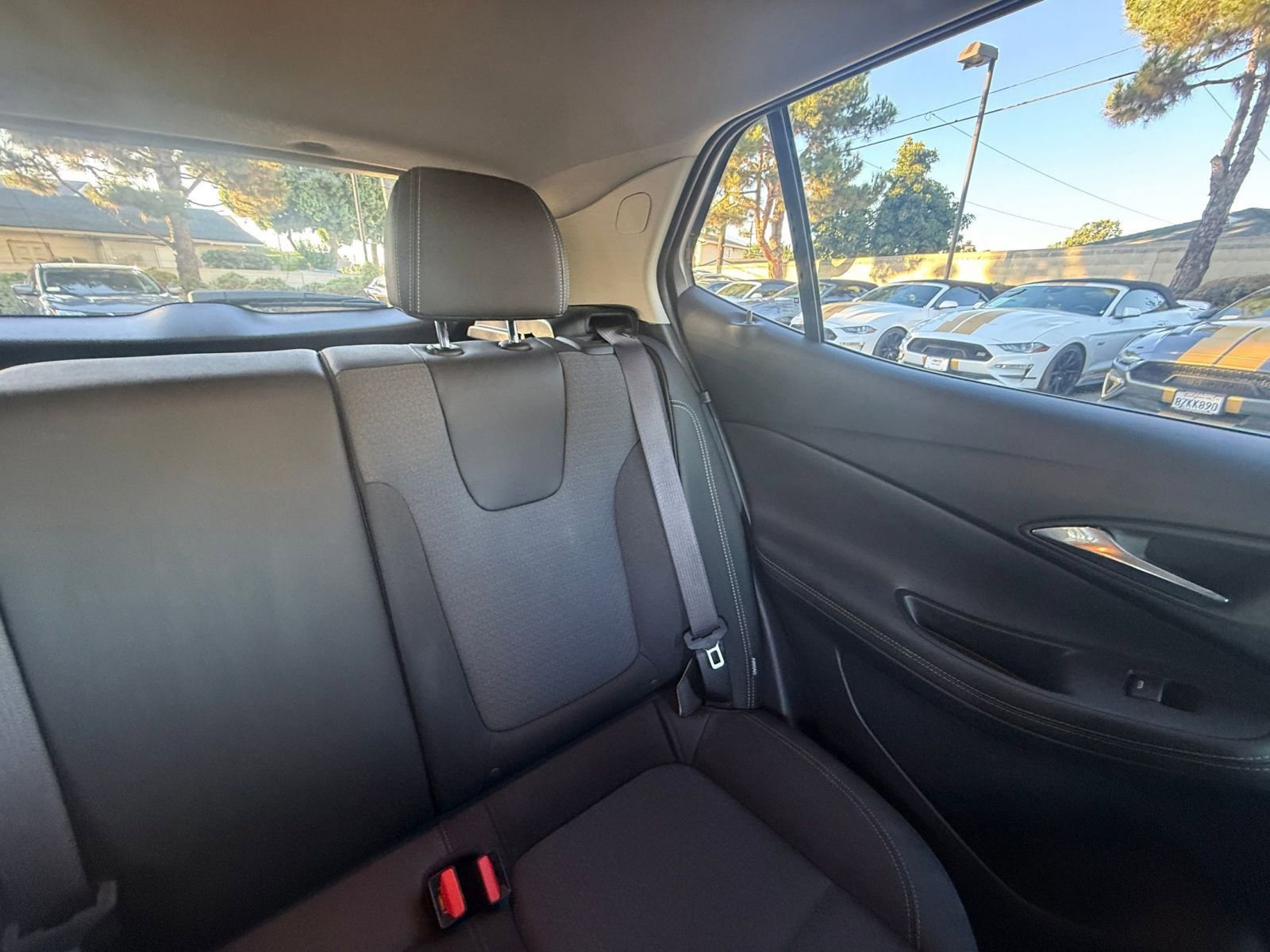 Used 2025 Buick Encore GX Preferred image 33