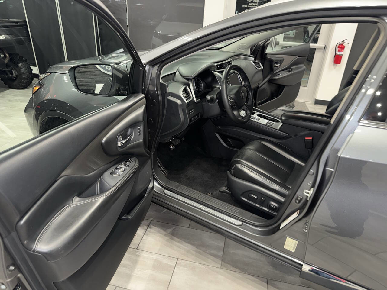 Used 2019 Nissan Murano SL w/ SL Technology Package image 16