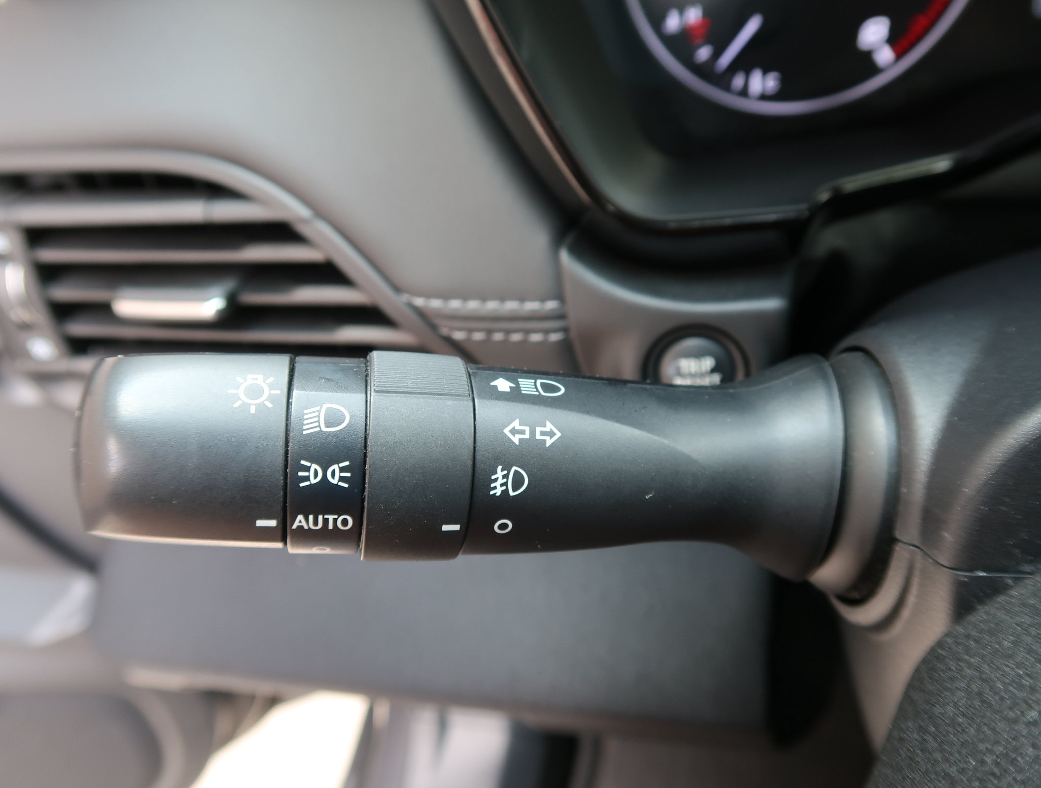 Used 2021 Subaru Outback Premium AWD/4WD image 21