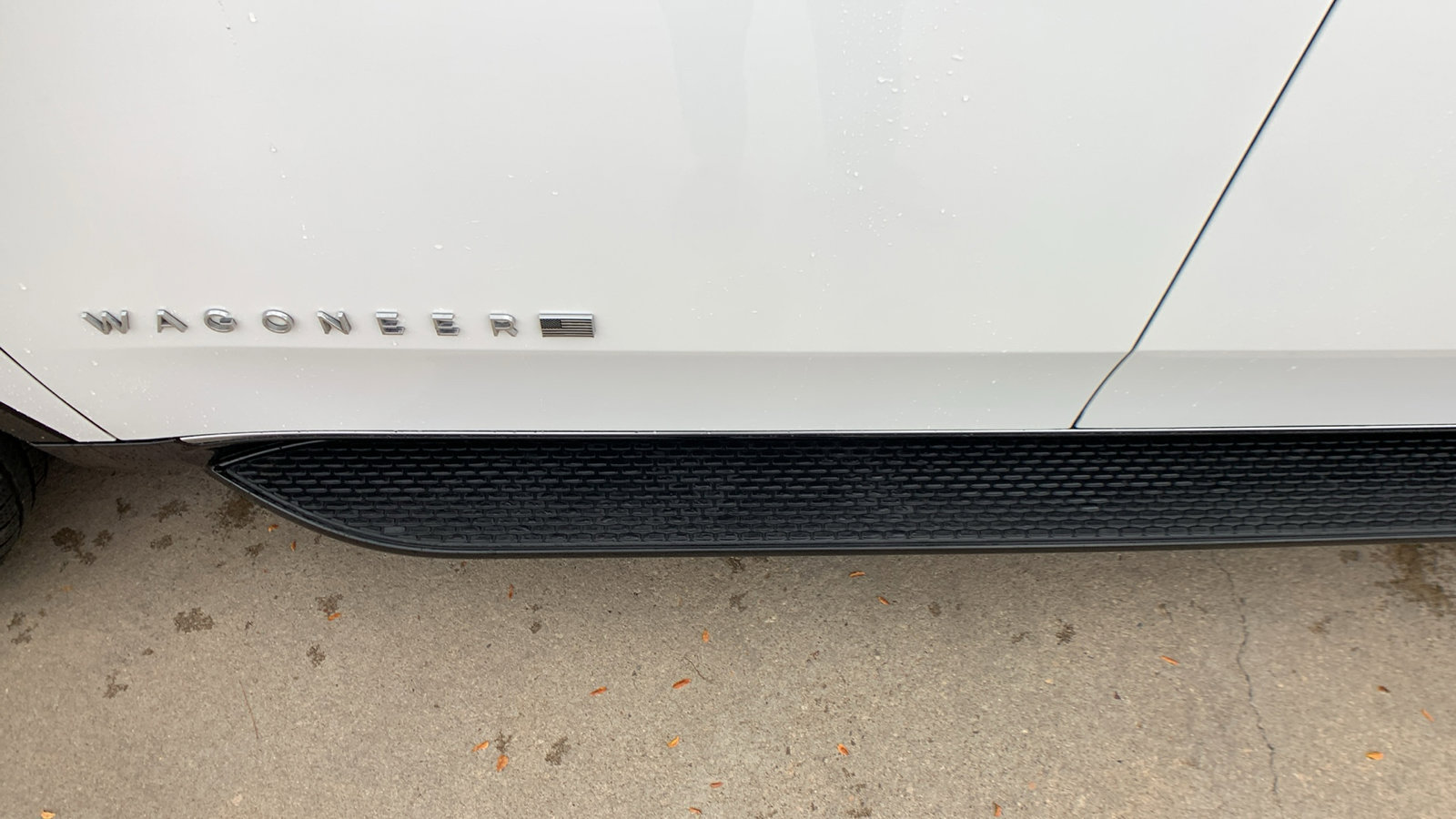 Used 2025 Jeep Wagoneer 4WD image 10