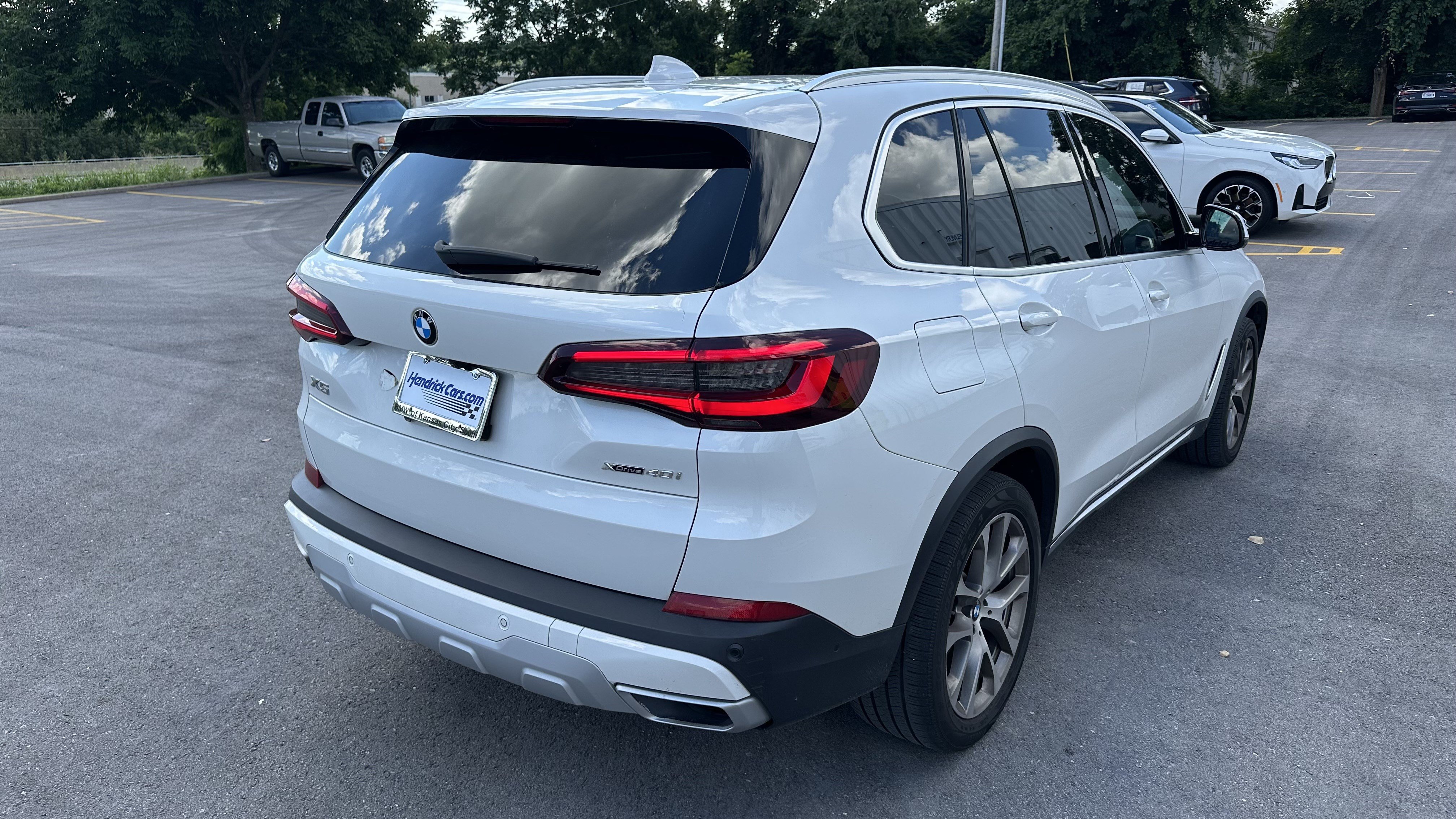 Used 2022 BMW X5 xDrive40i w/ Executive Package AWD/4WD image 10
