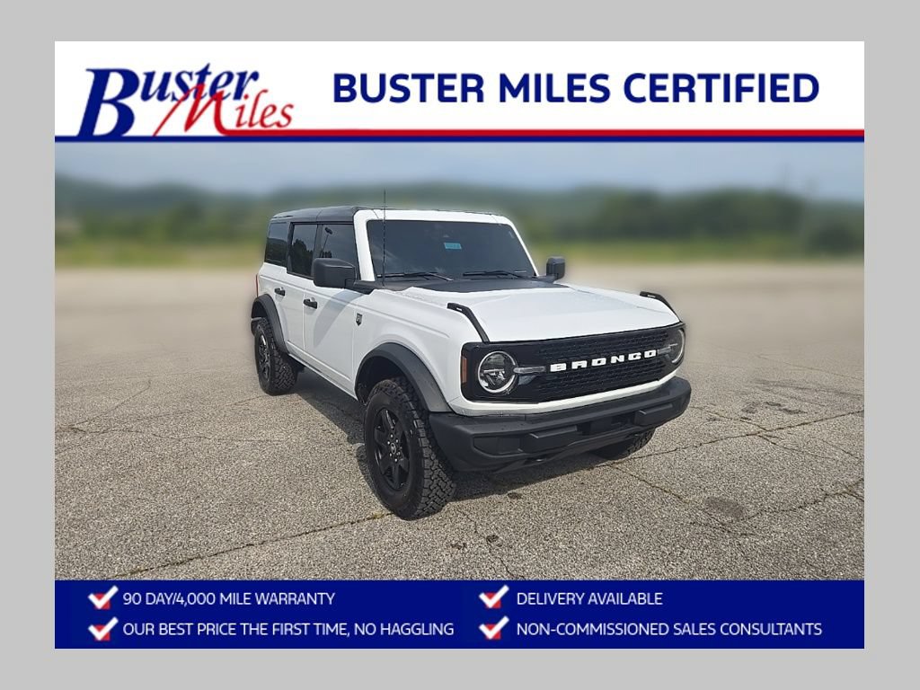 Used 2025 Ford Bronco Big Bend w/ Black Appearance Package AWD/4WD image 1