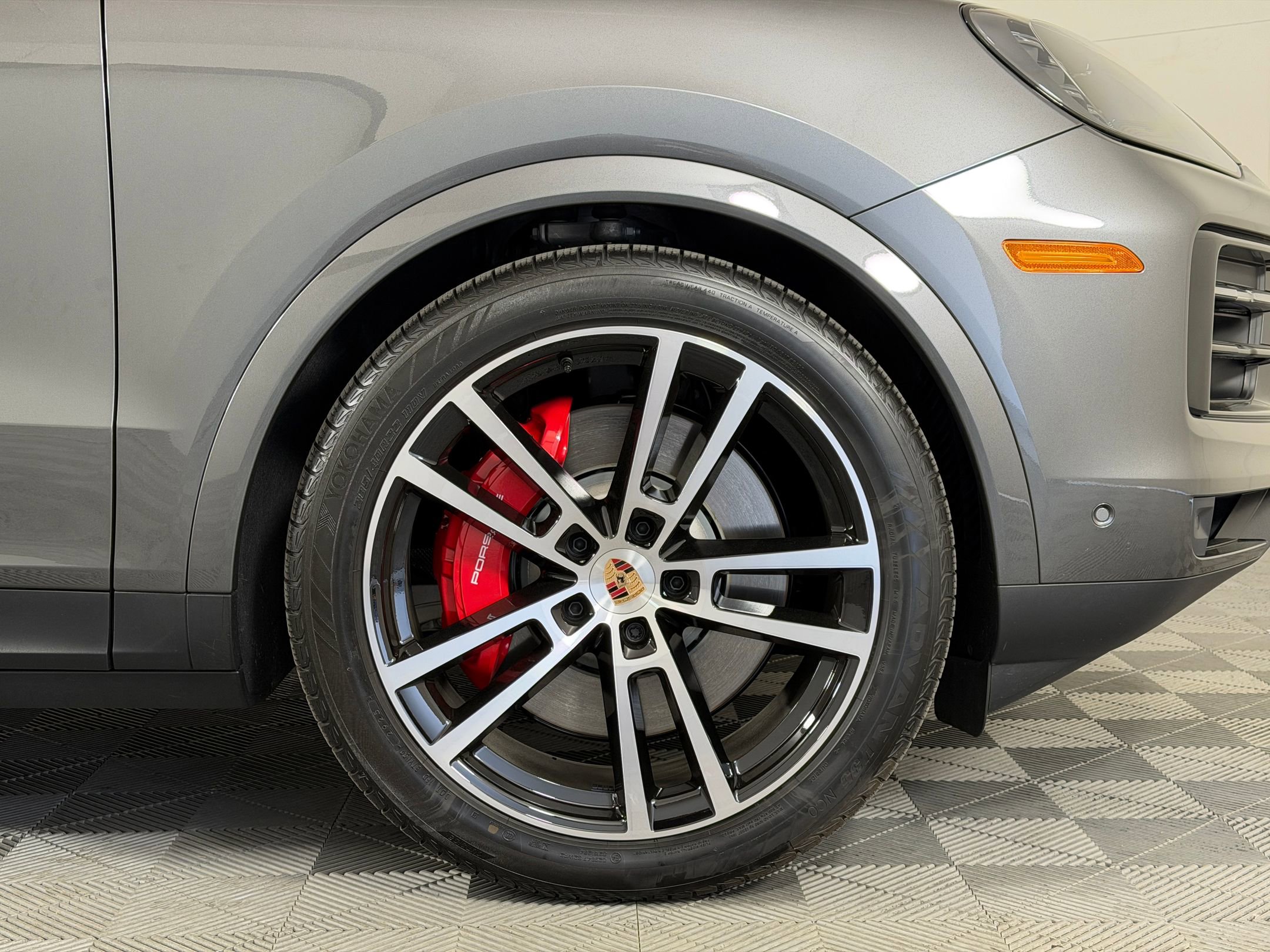 New 2026 Porsche Cayenne S image 14