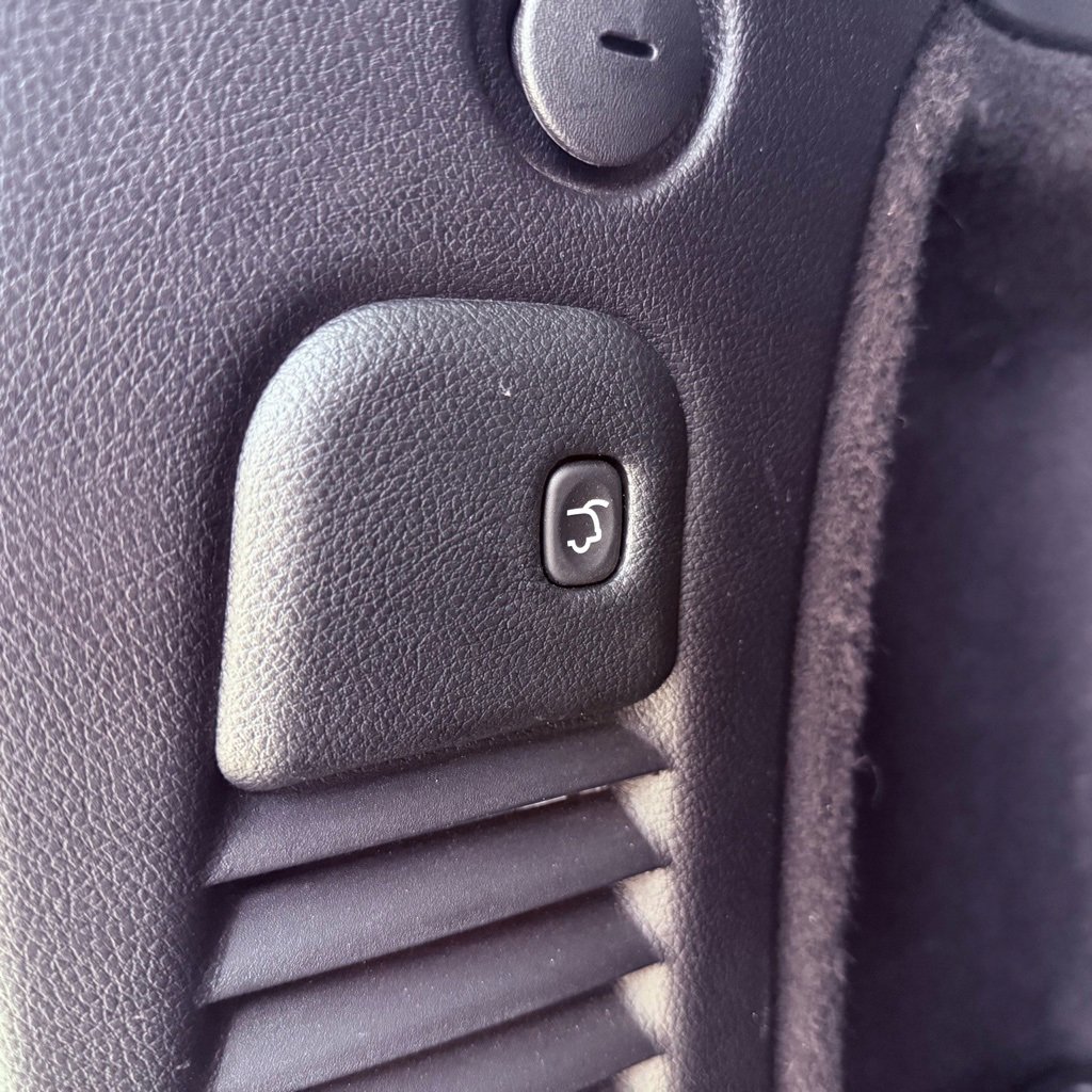 Used 2025 Dodge Durango R/T image 39