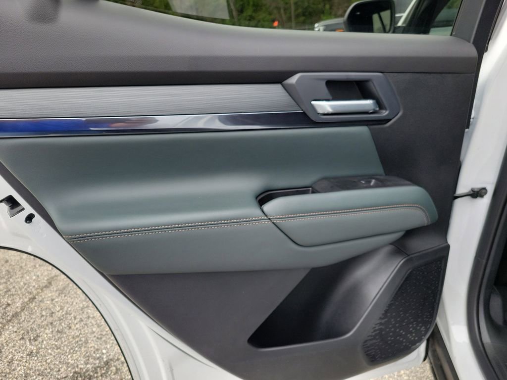 New 2026 GMC Terrain AT4 w/ Convenience Package III image 12