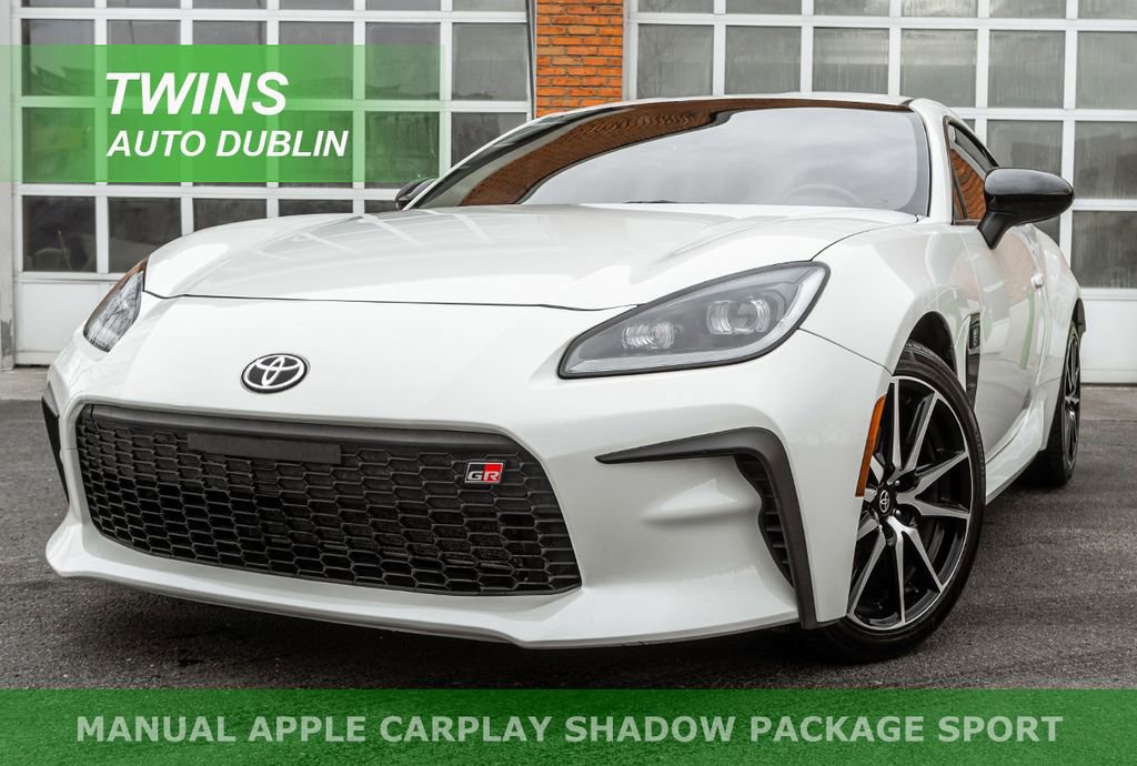 Used 2024 Toyota GR86 RWD image 1