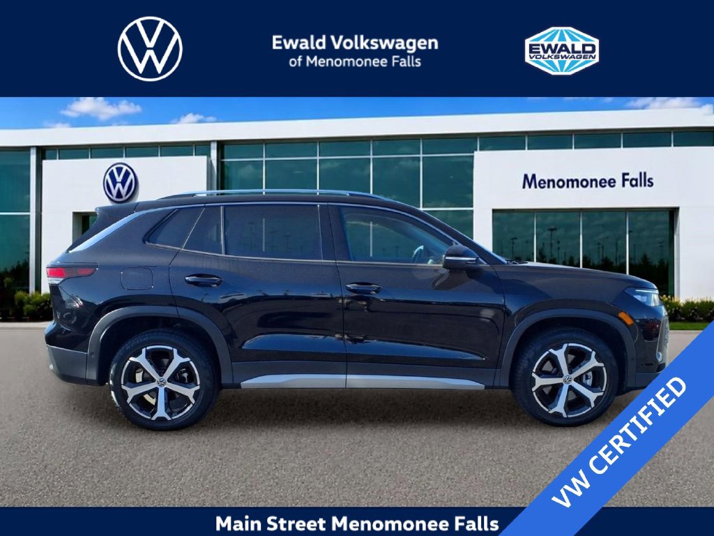 Used 2026 Volkswagen Tiguan SE AWD/4WD image 8