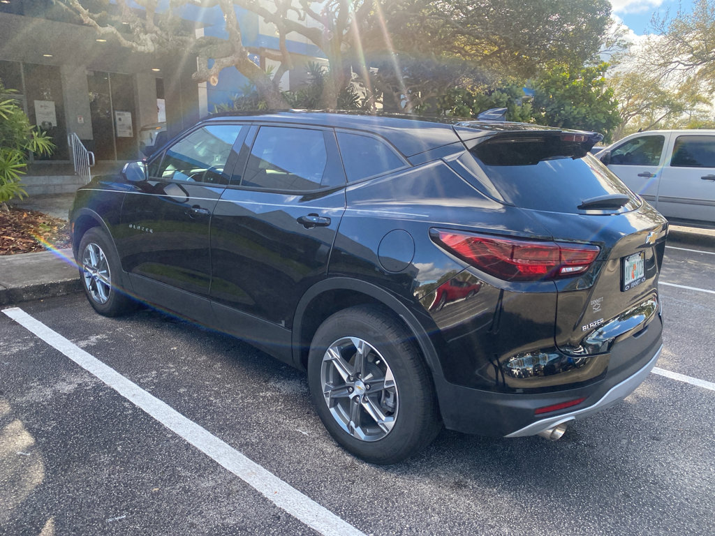 Used 2023 Chevrolet Blazer LT image 12