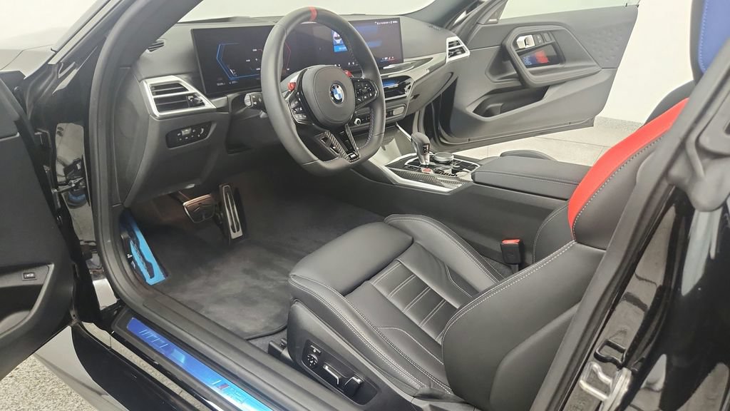 Used 2025 BMW M2 w/ Lighting Package RWD image 38