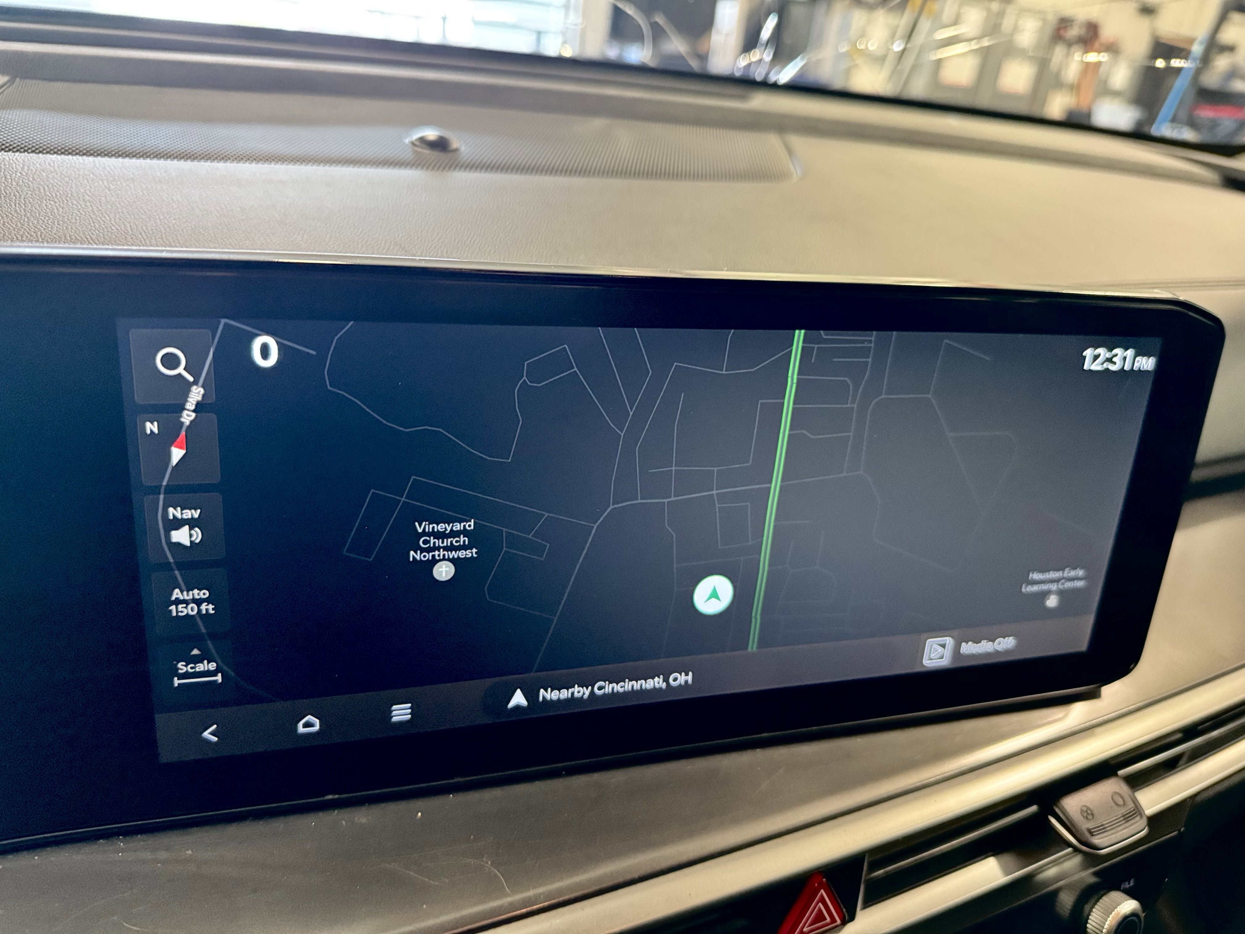 Used 2024 Kia Sorento S image 5