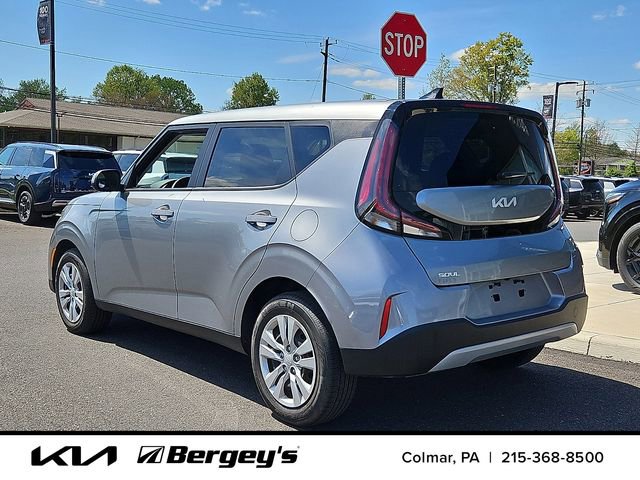 Certified 2025 Kia Soul LX FWD image 8