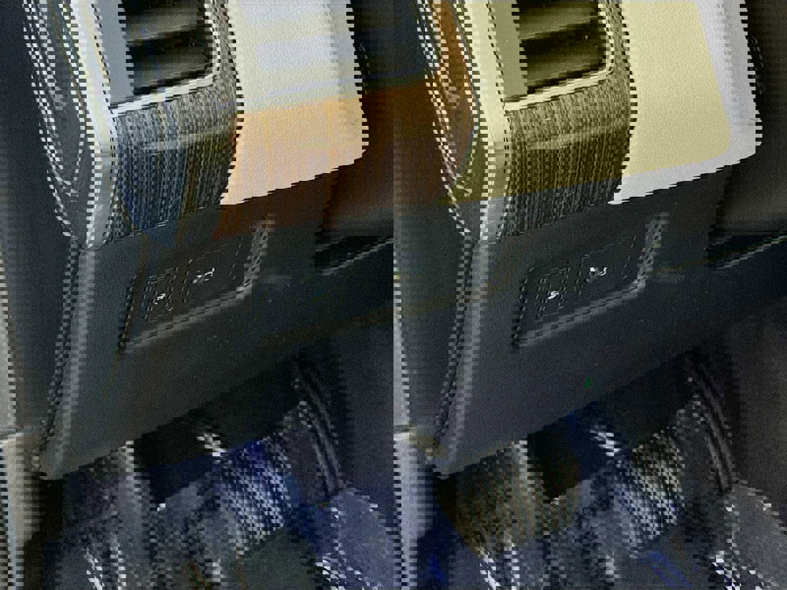 Used 2020 Land Rover Range Rover Sport HSE image 10