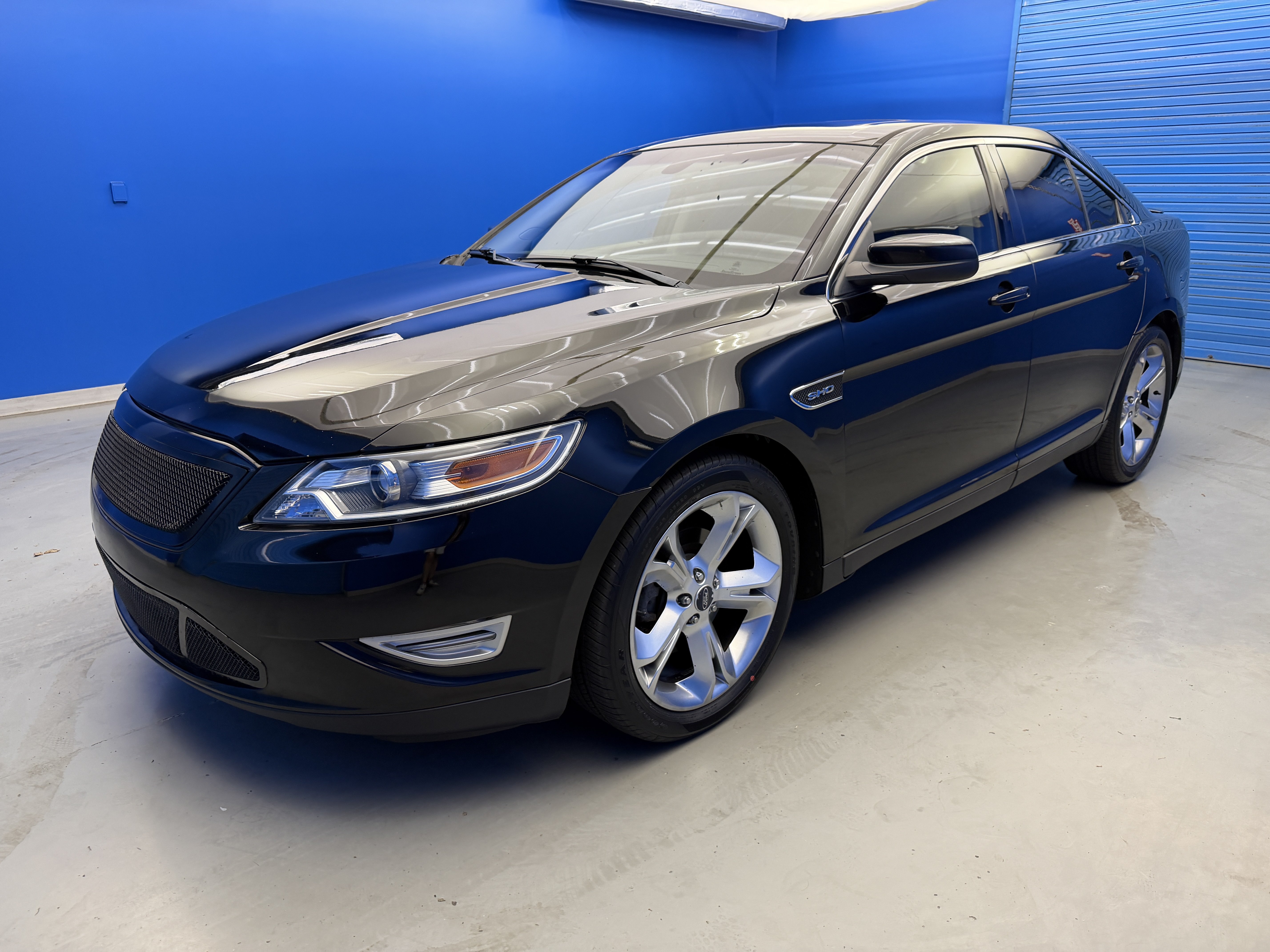 Used 2011 Ford Taurus SHO w/ 401A Rapid Spec Order Code AWD/4WD image 4