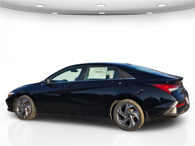 New 2025 Hyundai Elantra Limited FWD image 5