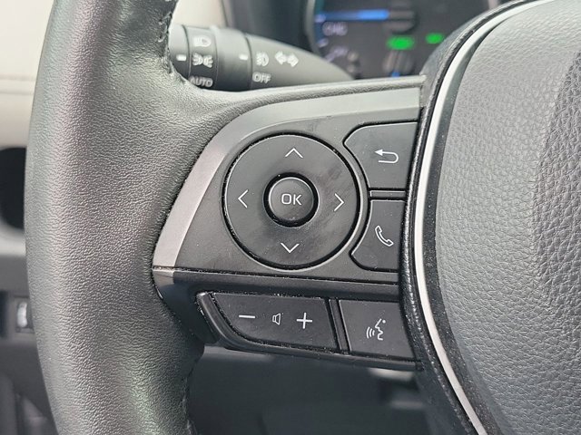 Used 2021 Toyota RAV4 XLE Premium image 31