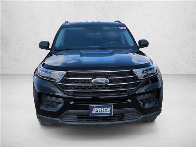 Used 2023 Ford Explorer XLT video 2