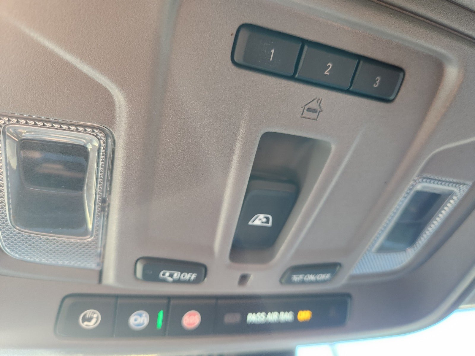 Used 2025 Chevrolet Silverado 1500 RST AWD/4WD image 50
