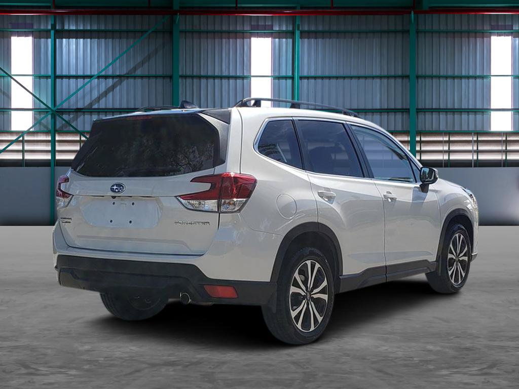 Used 2024 Subaru Forester Limited AWD/4WD image 5