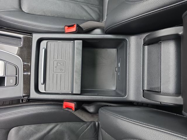 Used 2020 Audi Q5 e Premium Plus image 27