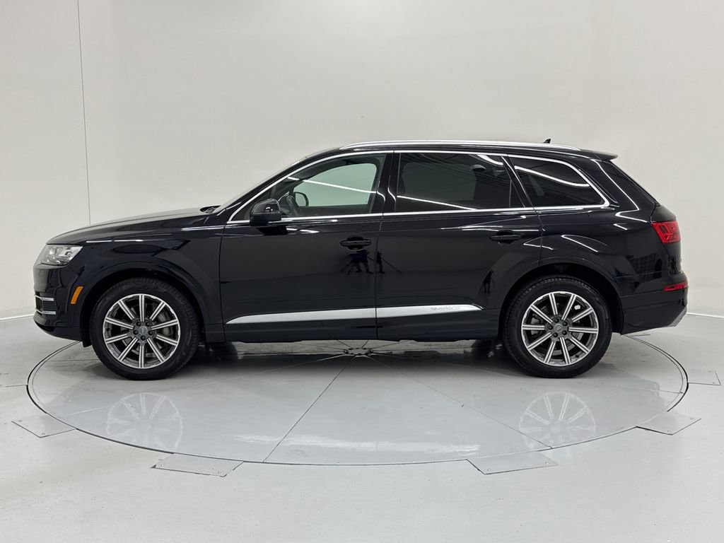 Used 2018 Audi Q7 3.0T Prestige w/ Prestige Package image 2