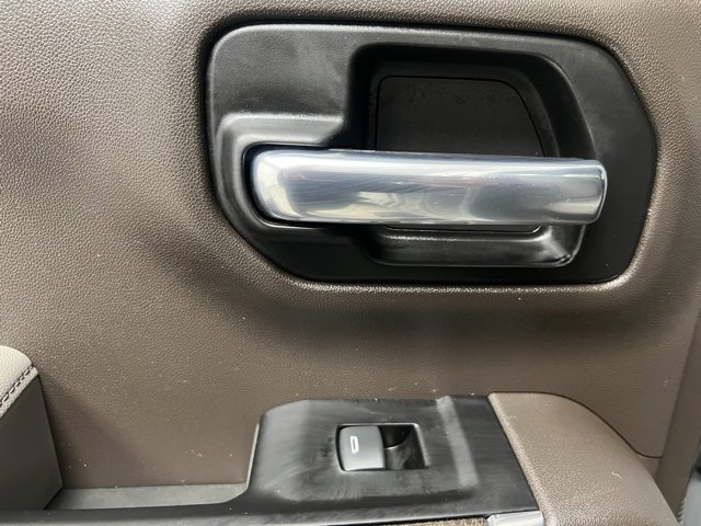 Used 2019 Chevrolet Silverado 1500 RST image 44