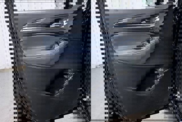 Certified 2021 Buick Enclave Premium w/ Sun and Sites Package image 21