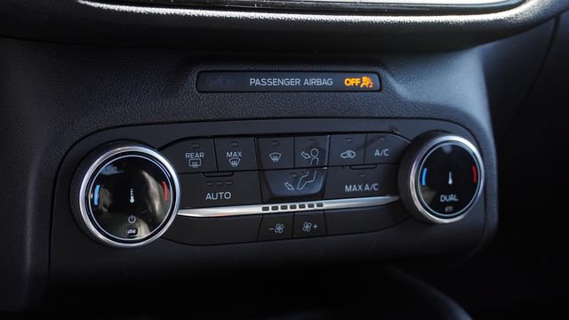 Used 2025 Ford Escape ST-Line AWD/4WD image 25