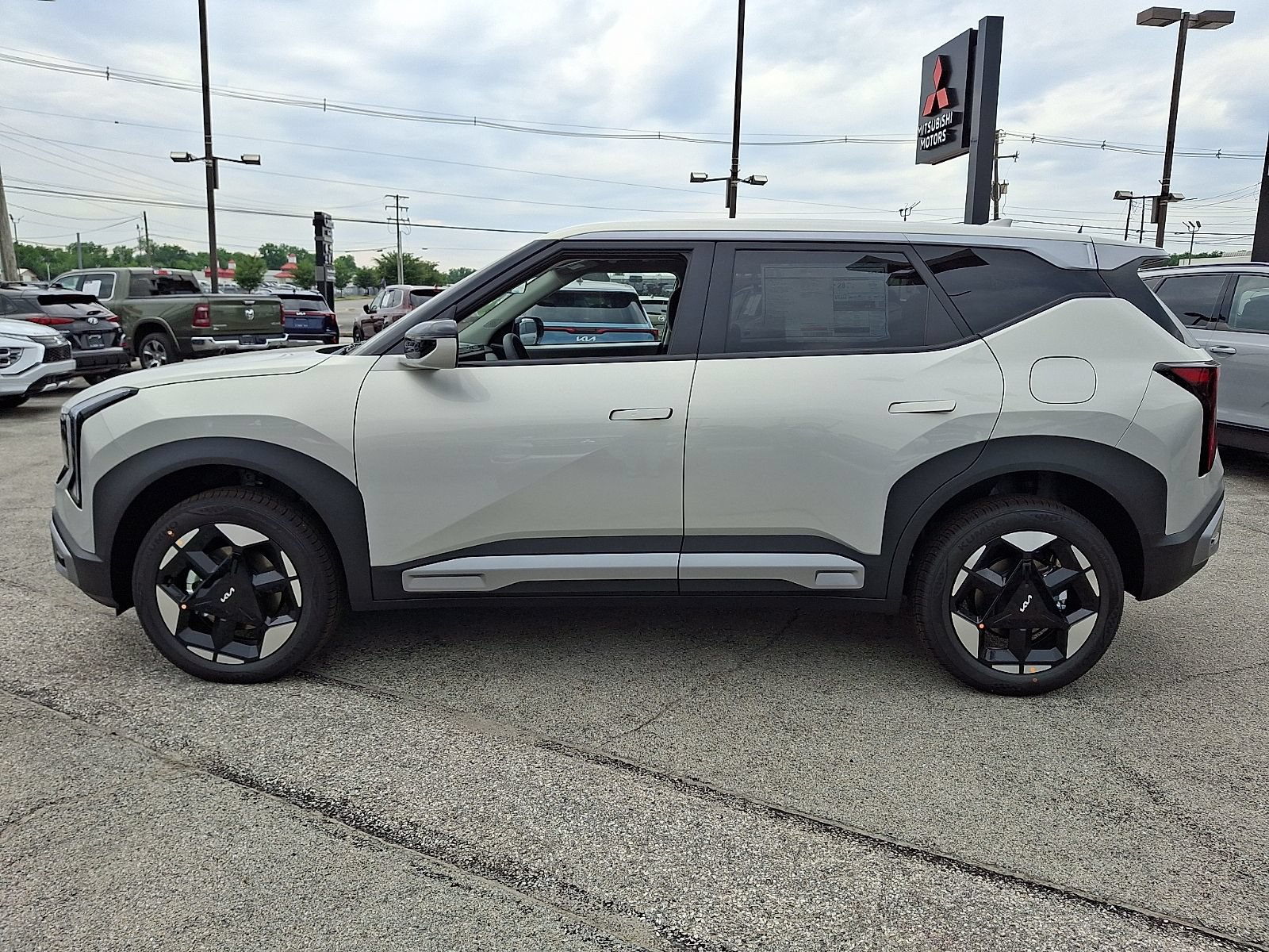 New 2027 Kia Seltos S AWD/4WD image 4