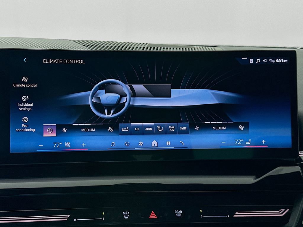 Used 2025 BMW 530i w/ Premium Package image 16