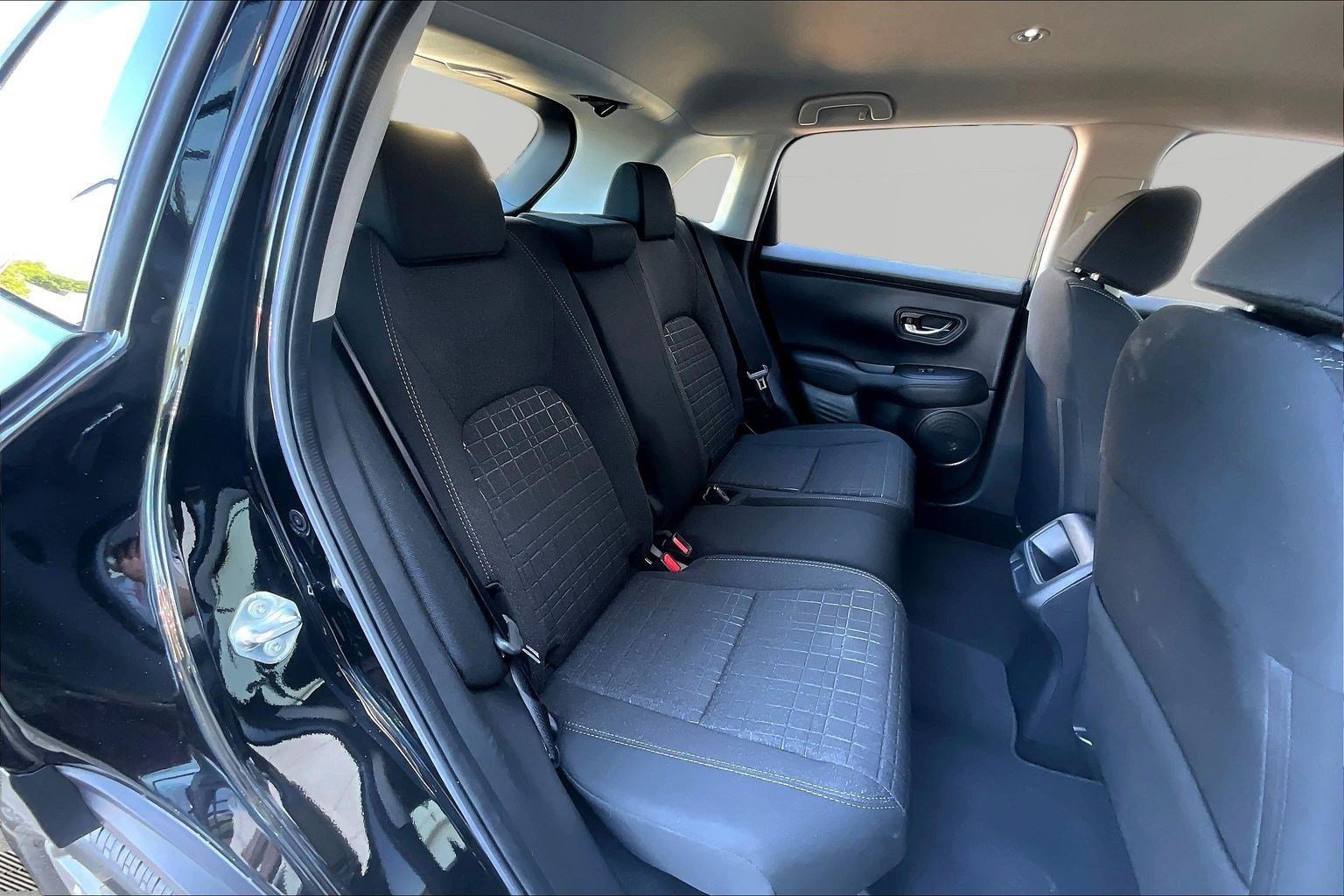 Used 2024 Honda HR-V LX image 23
