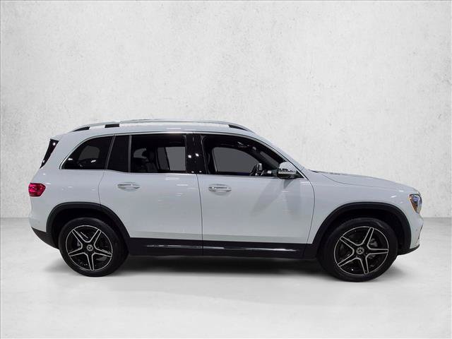 Used 2026 Mercedes-Benz GLB 250 image 4