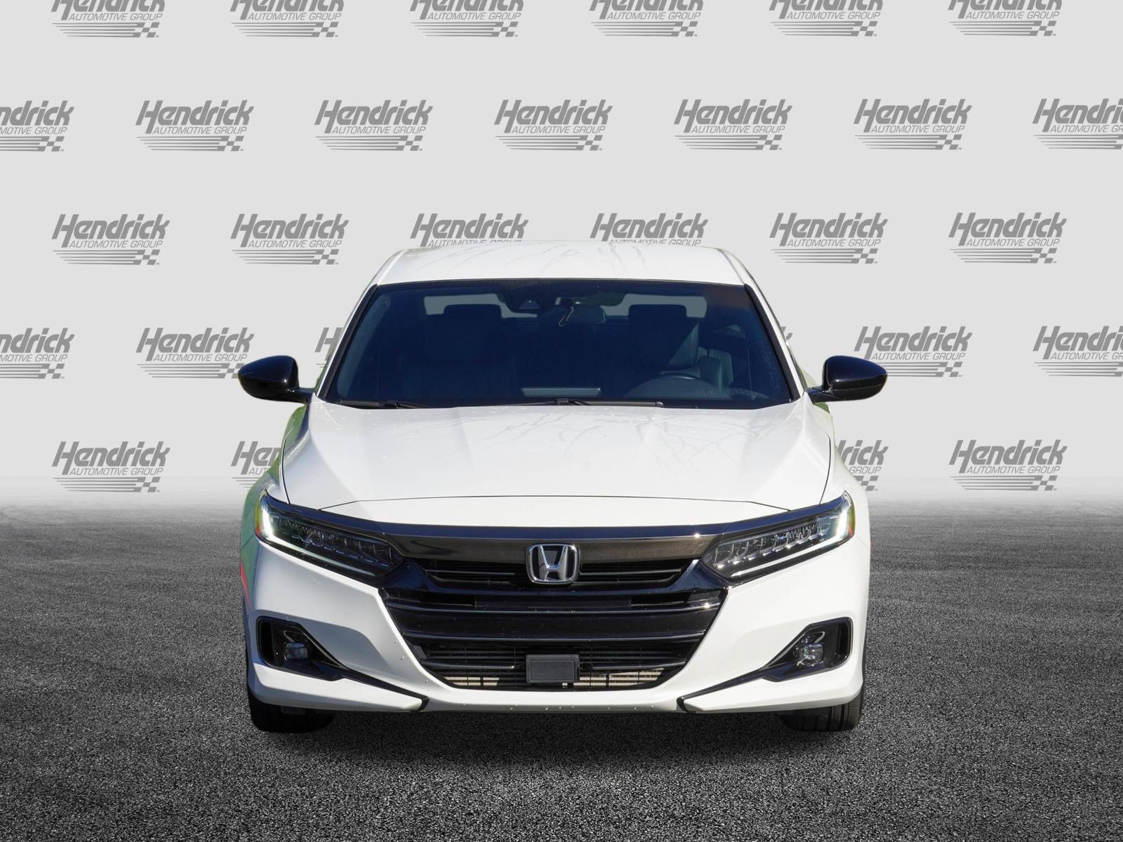 Used 2022 Honda Accord Sport image 3