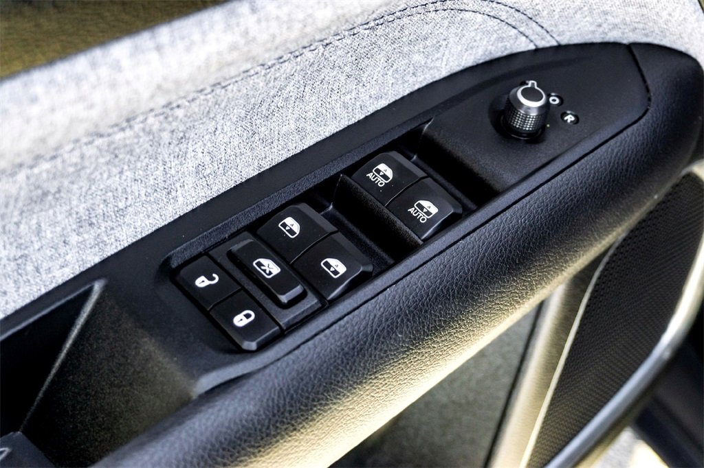 Used 2024 Jeep Compass Latitude