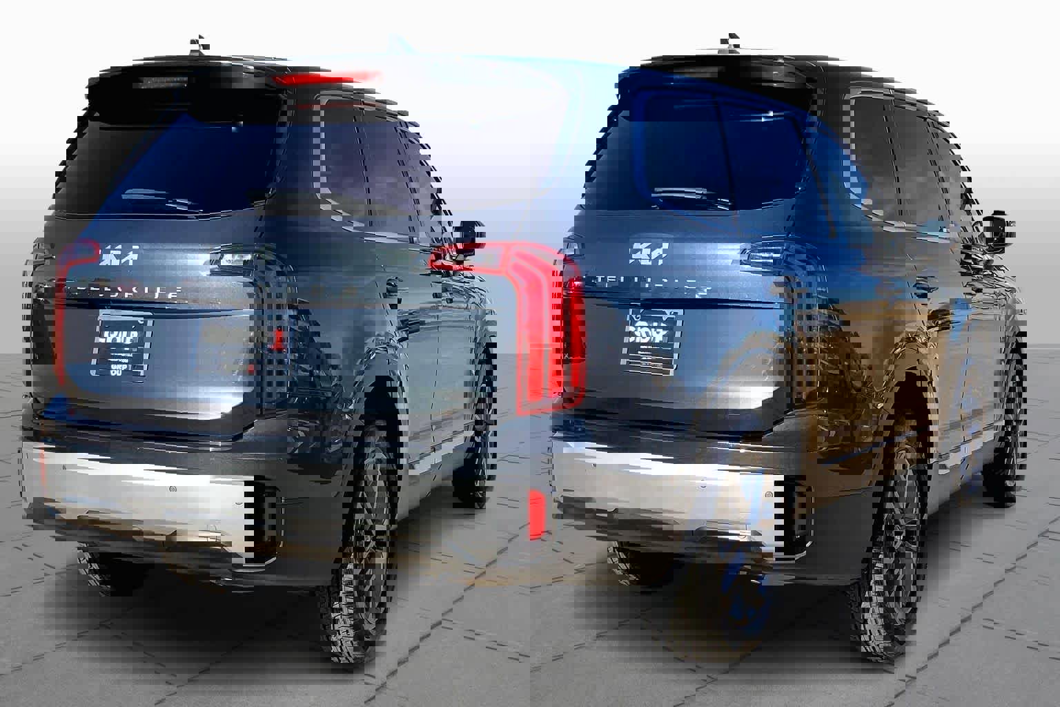 Used 2023 Kia Telluride LX image 23