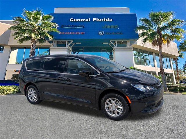 New 2026 Chrysler Voyager LX image 2