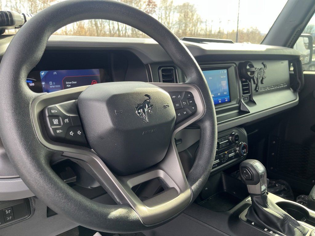 Used 2021 Ford Bronco Base w/ Sasquatch Package image 12