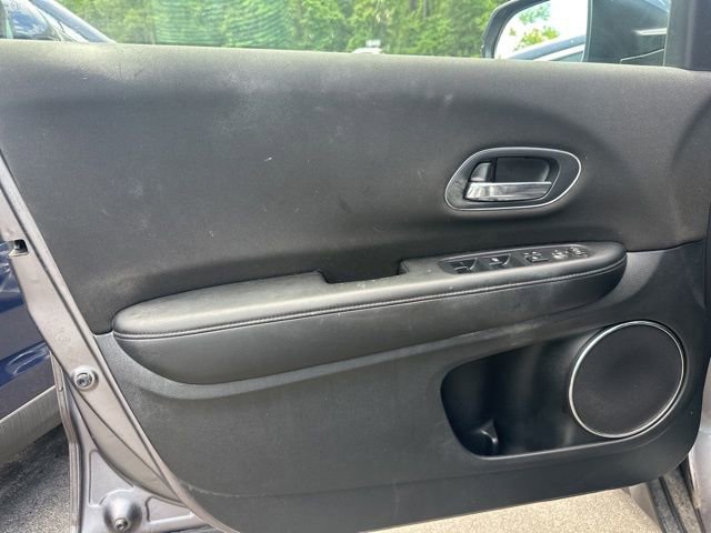 Used 2016 Honda HR-V EX image 10