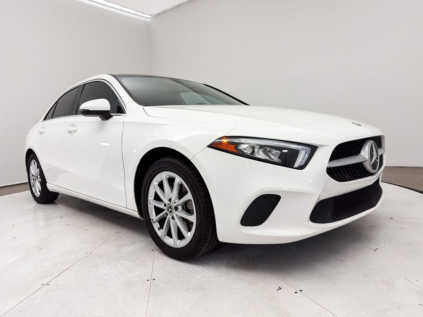 Used 2019 Mercedes-Benz A 220 image 9