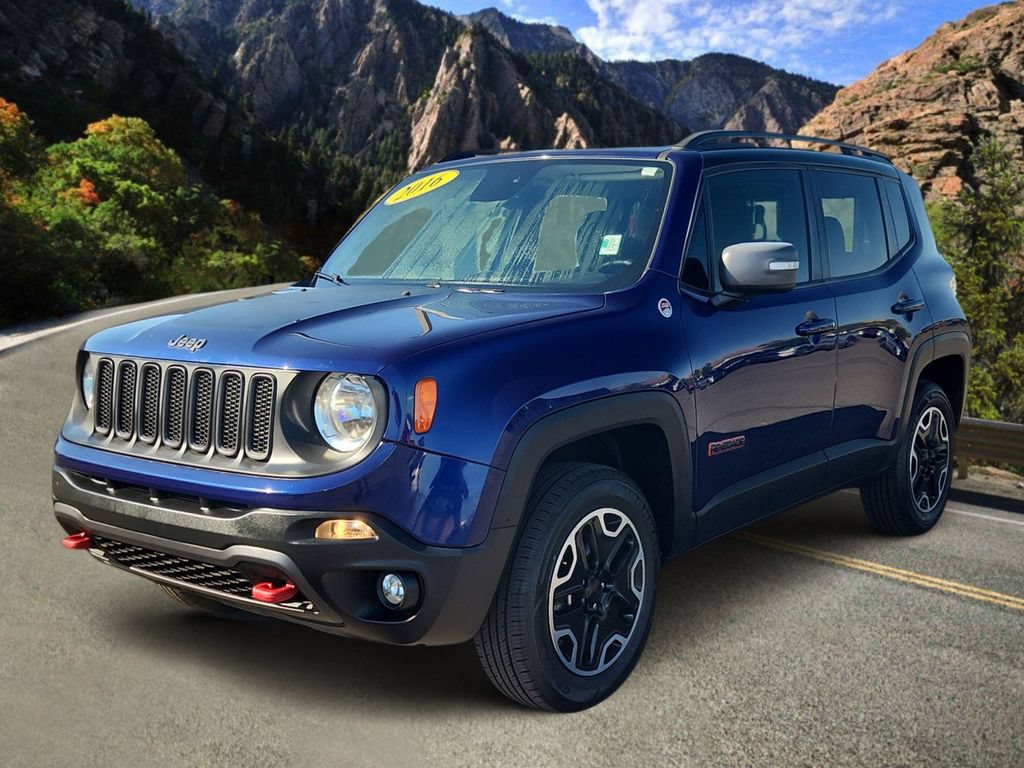 Used 2016 Jeep Renegade Trailhawk AWD/4WD image 5
