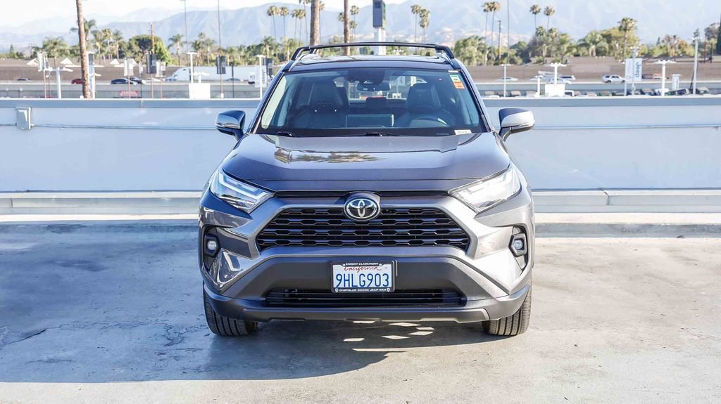 Used 2023 Toyota RAV4 XLE Premium FWD image 3
